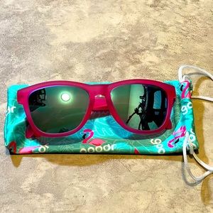 Brand New Goodr Sunglasses Style: Flamingos on a Booze Cruise